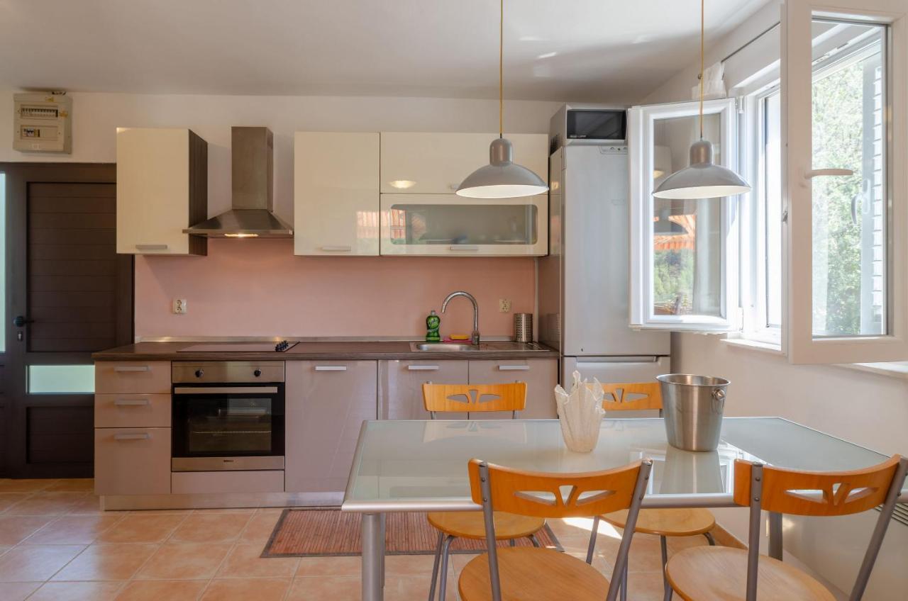 וולה לוקה Apartment Tanja מראה חיצוני תמונה